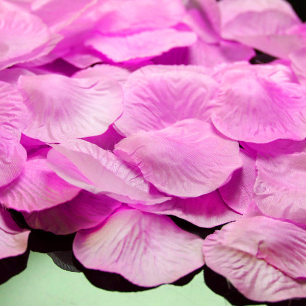 Textilní plátky růží na házení 48x52mm - světle malinová (100ks/bal)